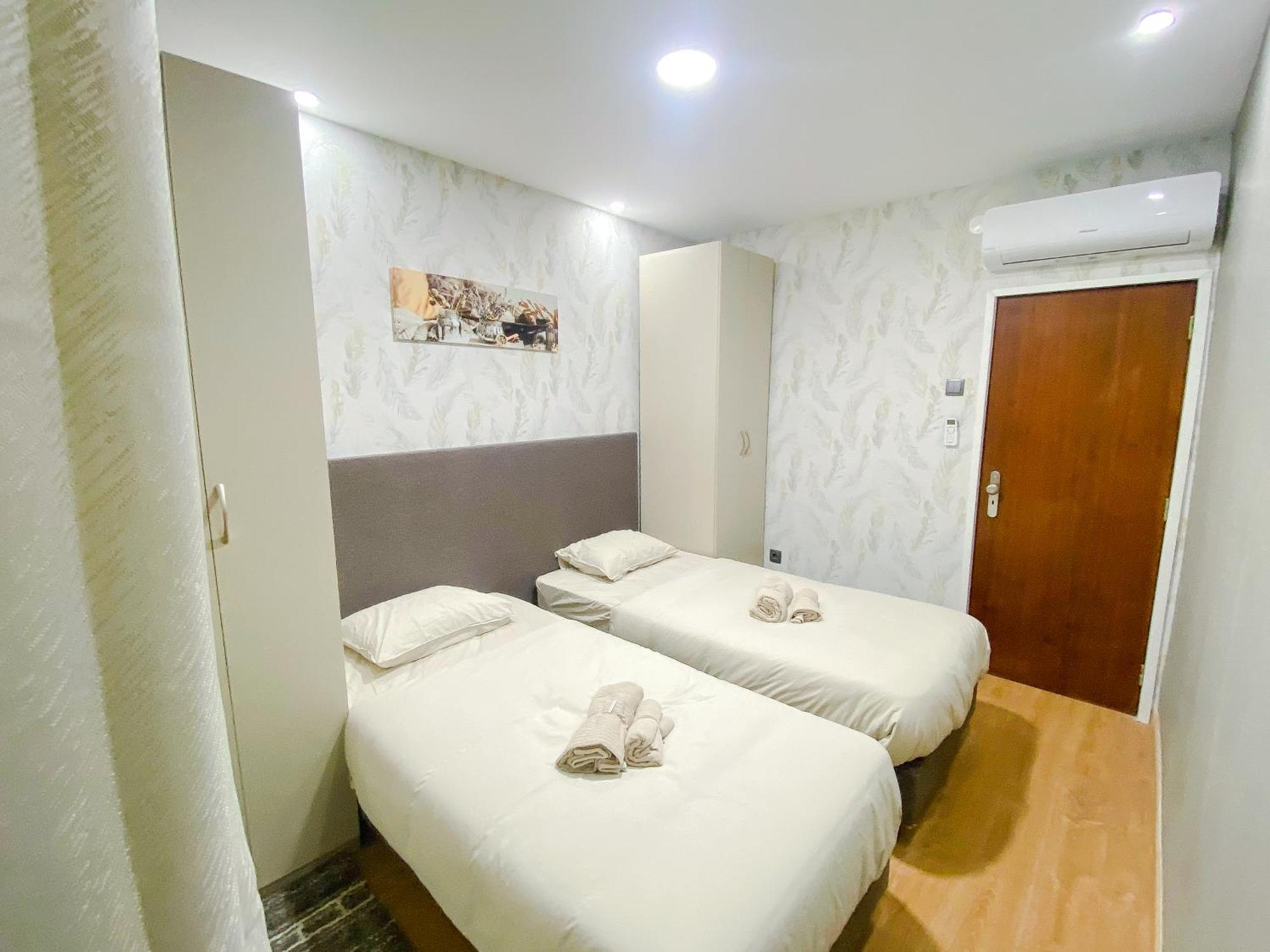 Odivelas Metro Homestay *