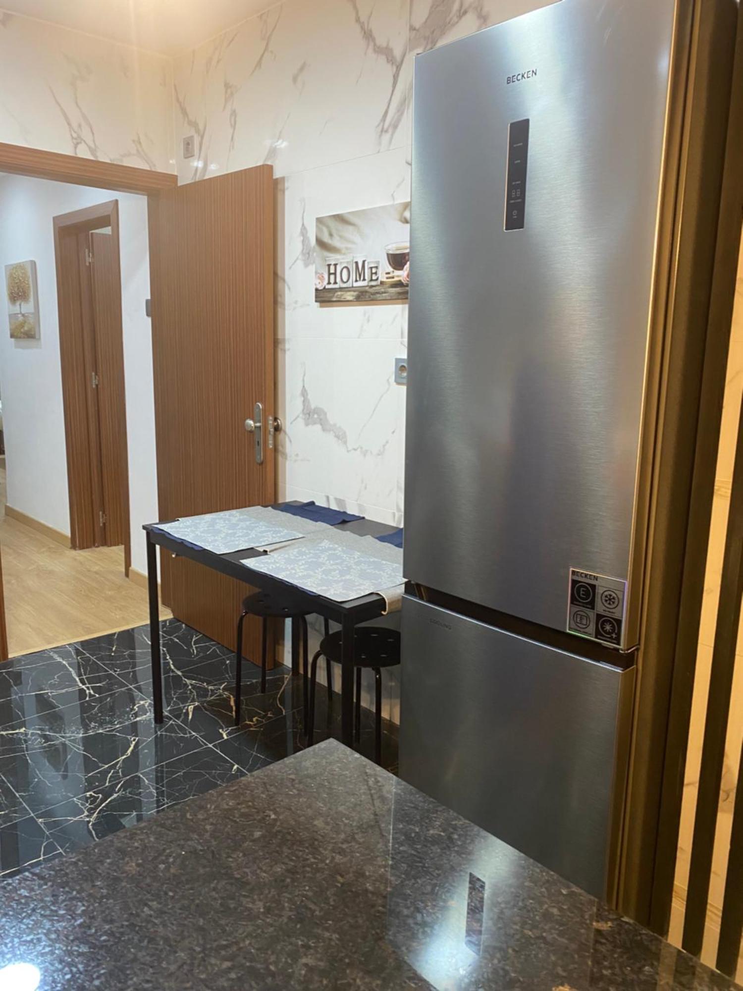Homestay Odivelas Metro *